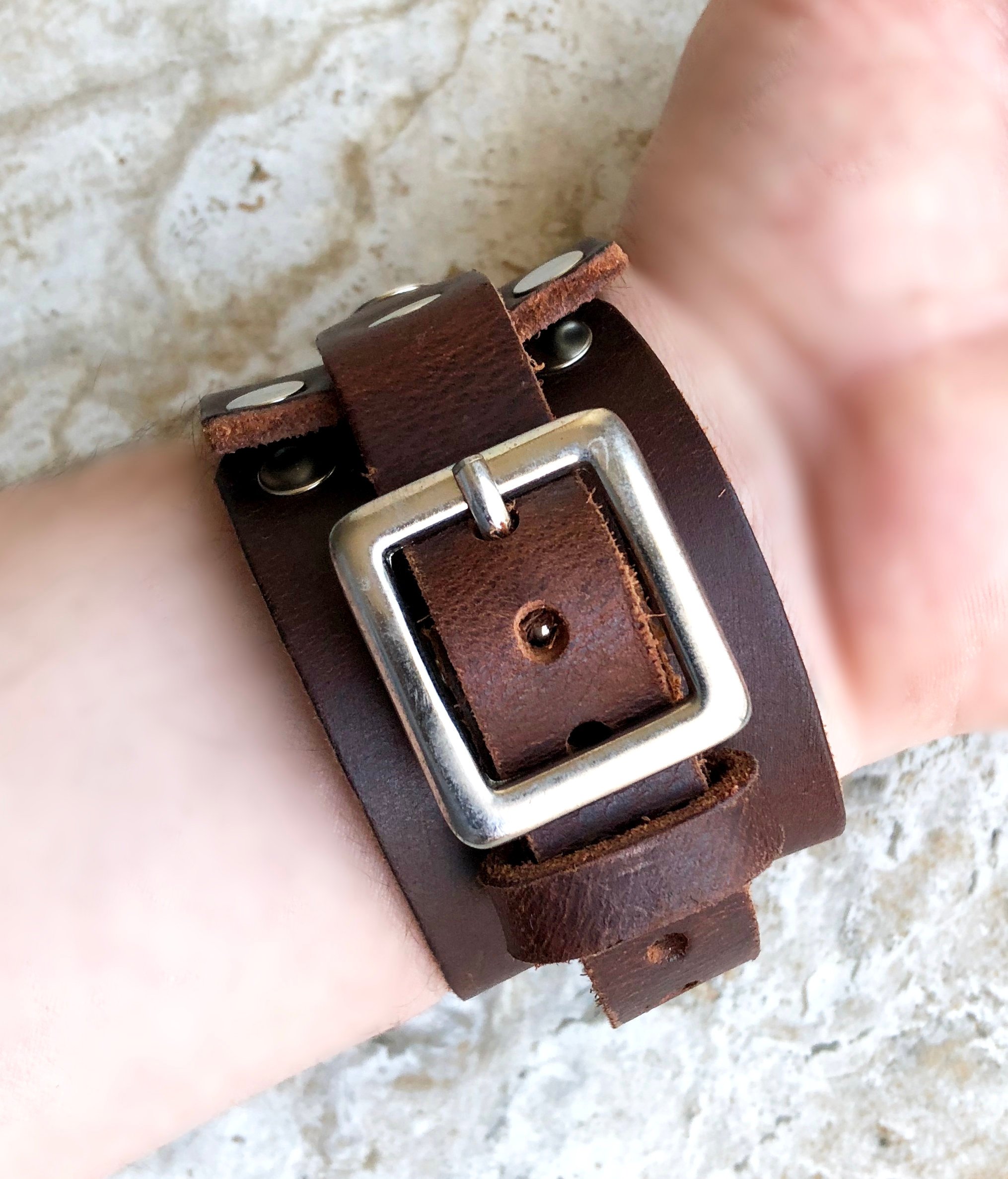 apple watch cuff strap