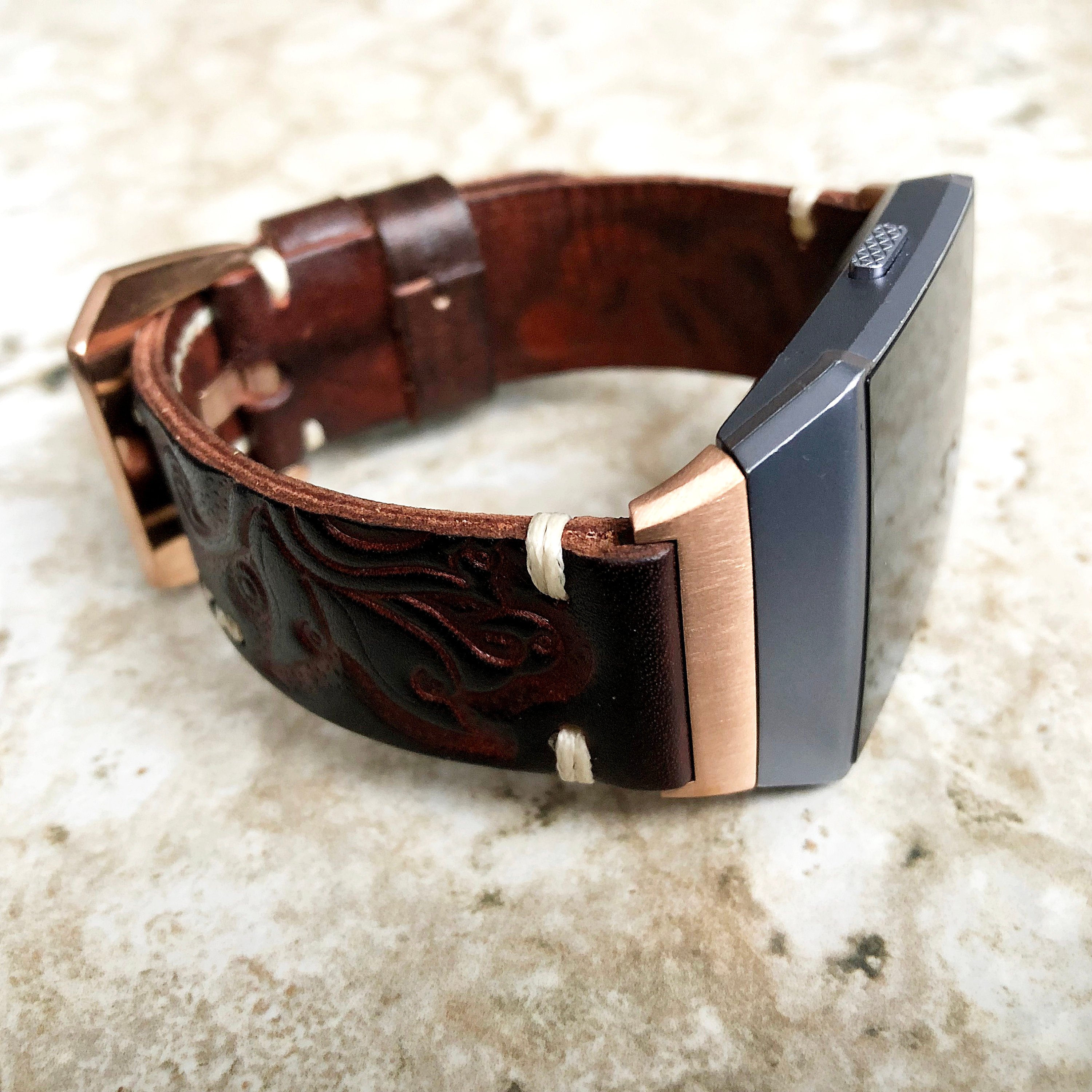 fitbit ionic leather