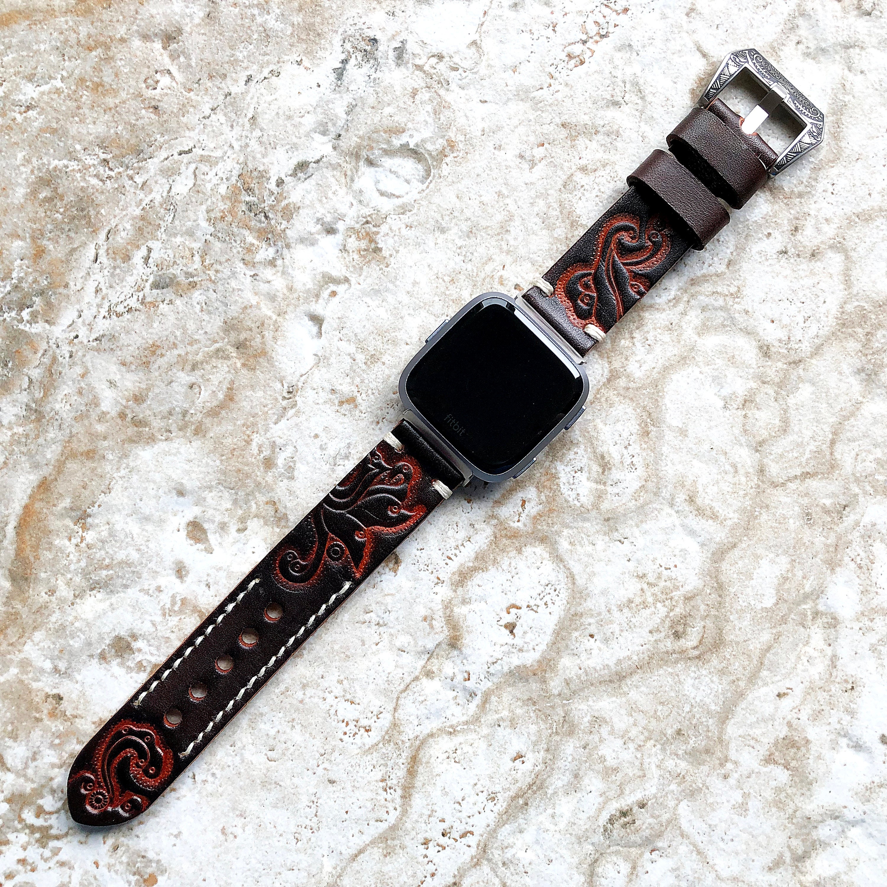 are apple watch bands compatible with fitbit versa